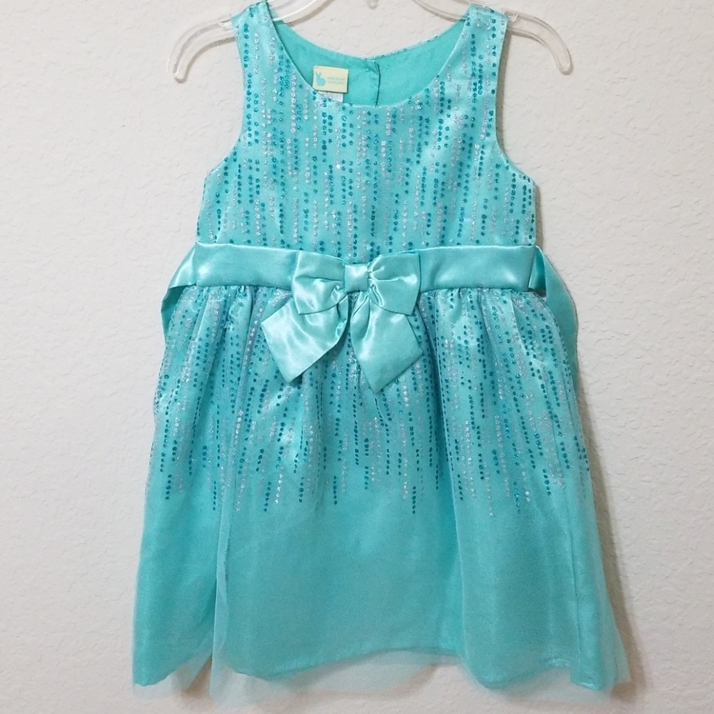 Girls dress